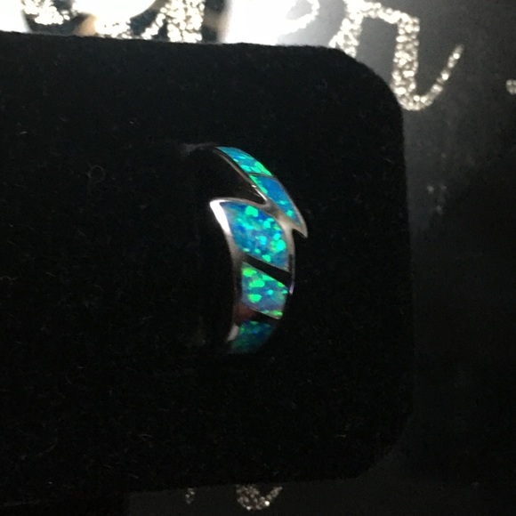 Sterling Silver Ocean blue Fire Opal ring - Picture 7 of 12